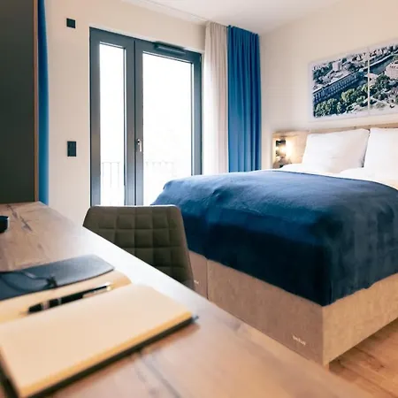 Spreeblau Royal Mit Eigenem Balkon Apartment *